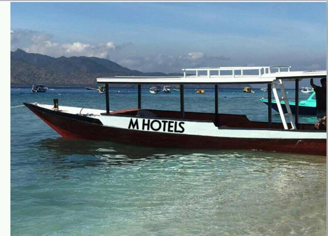 Atlas Gili Party Hostel Гілі-Траванган Екстер'єр фото